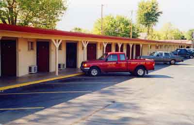 Route 66 travelers will enjoy our comfortable rooms and reasonable rates